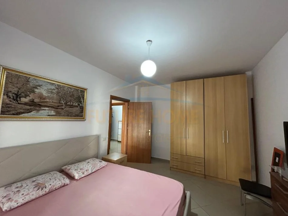 Durres, shitet apartament 1+1+Ballkon Kati 2, 135.000 € 