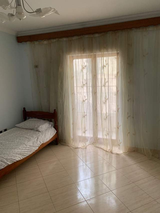 Tirane, jepet me qera Vile 2+1+BLK Kati 2, 600 Euro (prane cinco cavalli)