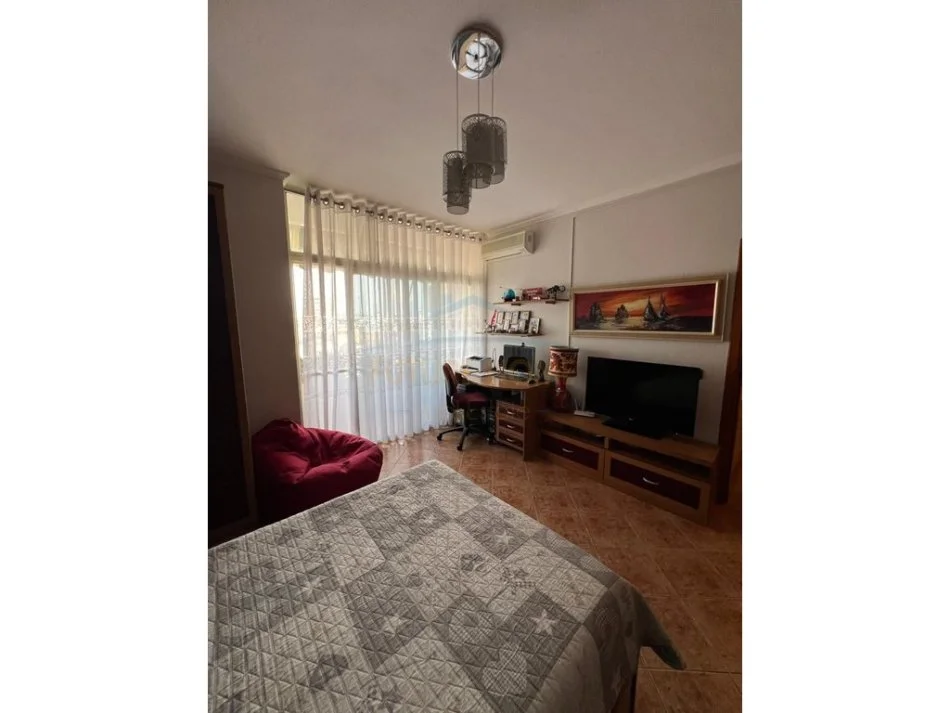 Durres, shitet apartament 3+1+Ballkon Kati 6, 168 m² 295.000 € 