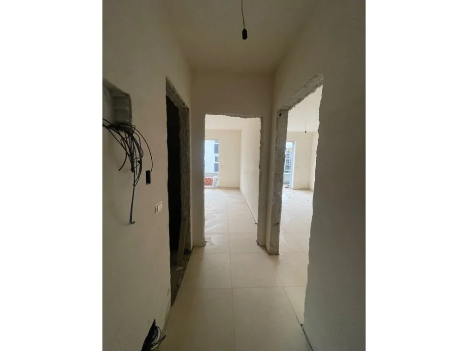 Tirane, shitet apartament 1+1+Ballkon Kati 7, 54 m² 70.000 € (Paskuqan)