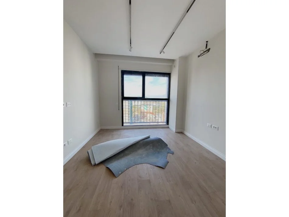 Tirane, shitet apartament 2+1+Ballkon Kati 7, 106 m² 235.000 € (BULEVARDI I RI)