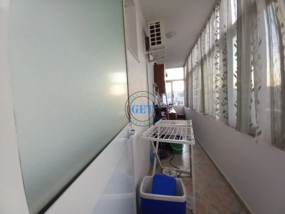Durres, jepet me qera apartament 1+1+Ballkon Kati 4, 120 m² 350 € (Ish Urt, Durres)
