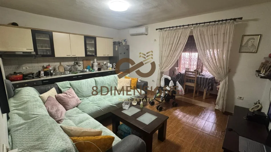 Tirane, shitet apartament 1+1 Kati 1, 47 m² 75.000 € (kinostudio)