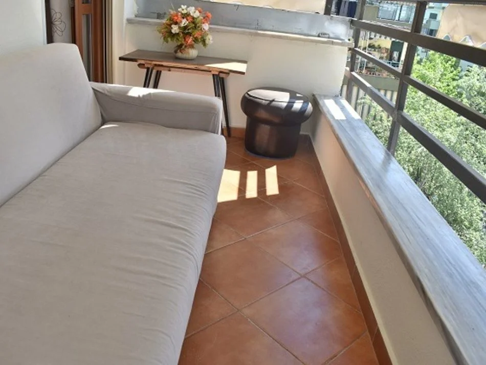 Tirane, jepet me qera apartament 3+1+Ballkon Kati 5, 125 m² 650 € (5 Maji)