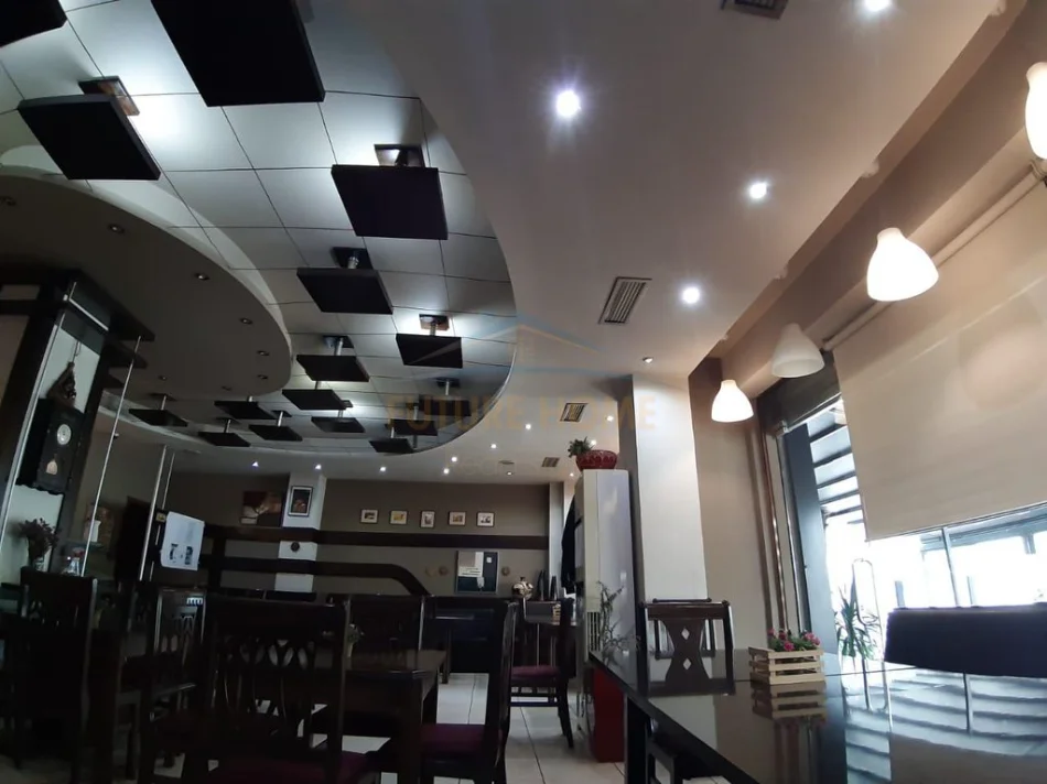 Tirane, shitet ambjent biznesi Kati 0, 154 m² 370.000 € (Zogu i Zi)