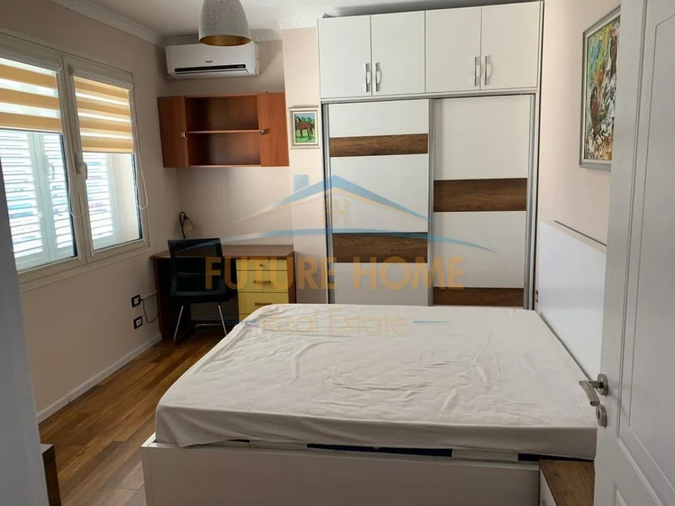 Tirane, jepet me qera apartament 1+1 Kati 6, 66 m² 730 € (Prane Ambasades Amerikane)