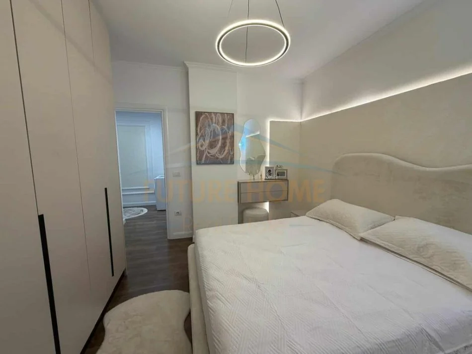 Tirane, shitet apartament 1+1+Ballkon Kati 6, 62 m² 118.000 € (Yzberisht)
