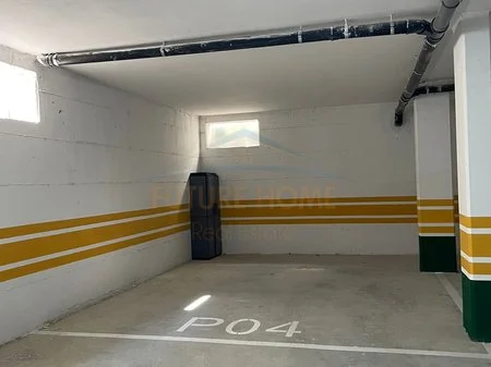 Tirane, jepet me qera apartament 2+1 Kati 3, 76 m² 900 € (Pallati I Brigadave)