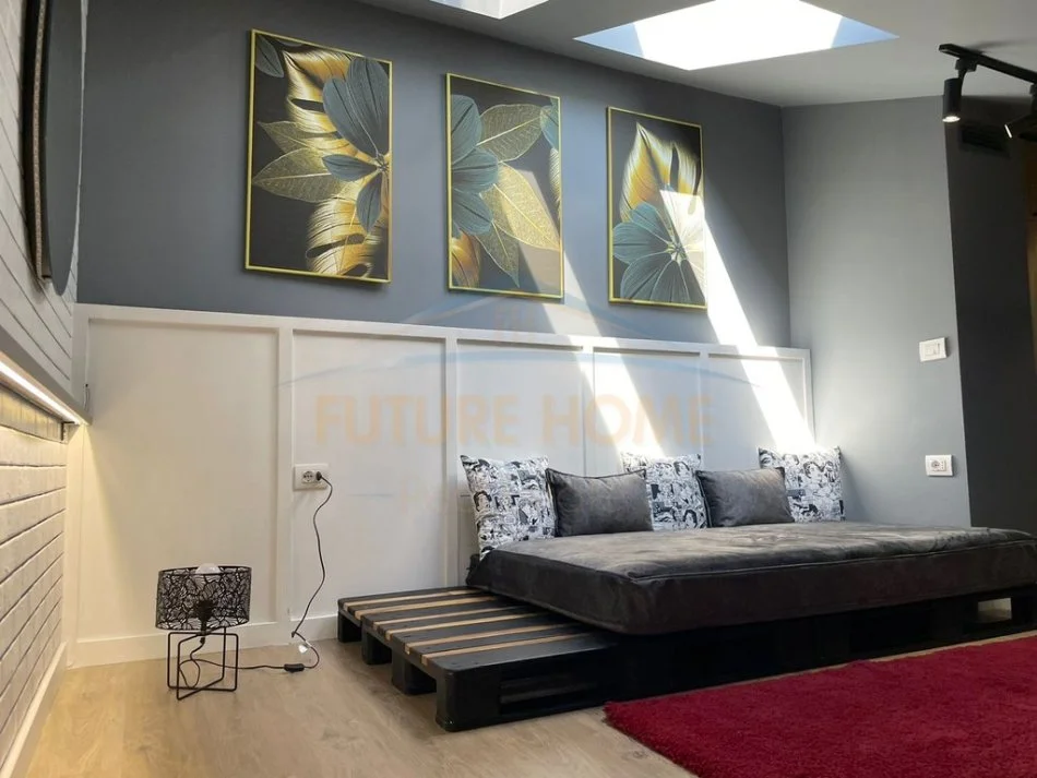 JEPET ME QERA APARTAMENT 2+1 TEK KODRA E GJELBER, SAUK