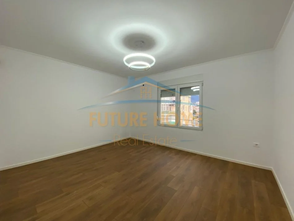 Tirane, shitet apartament 1+1 Kati 3, 52 m² 95.000 € 