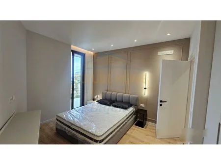 Tirane, shitet apartament 1+1 Kati 7, 77 m² 300.000 € (LIQENI,PARKU OLIMPIK,RRUGA E KOSOVAREVE)