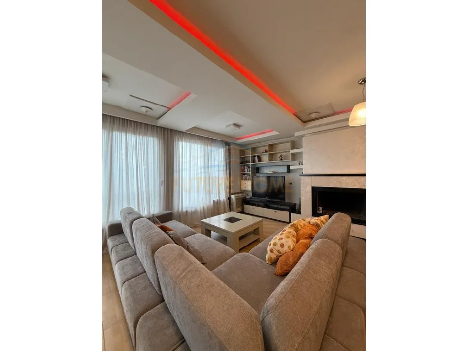 Tirane, shitet apartament duplex Dublex Kati 3, 126 m² 270.000 € (KODRA E DIELLIT 1)