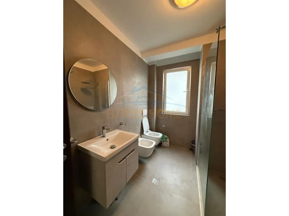 Tirane, shitet apartament duplex 2+1+Aneks+Ballkon Kati 3, 125 m² 270.000 € (REZIDENCA KODRA E DIELLIT 1)