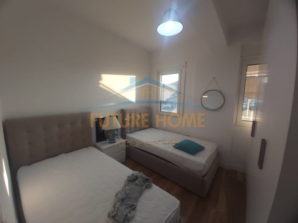 Tirane, shes apartament 2+1 Kati 5, 92 m² 192.000 € (Kompleksi Golden Park)
