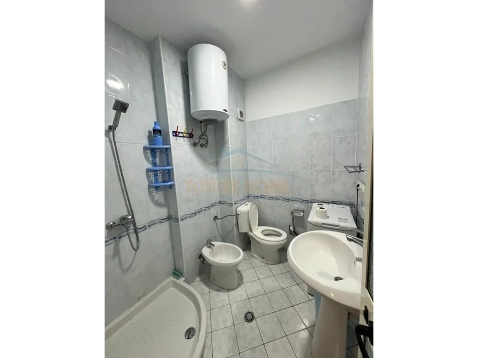 Durres, jepet me qera apartament 1+1 Kati 4, 69 m² 350 € (PLAZH ILIRIA,DURRES)