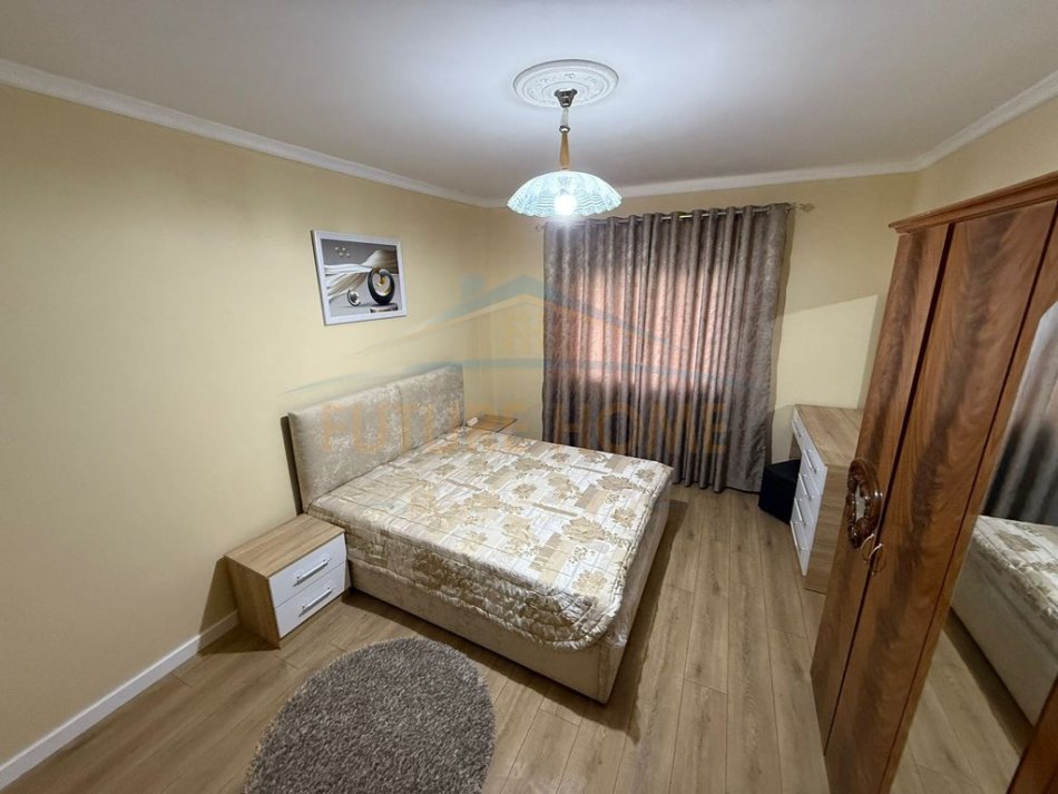 Tirane, shes apartament 2+1 Kati 5, 74 m² 135.000 € (Ali Dem)