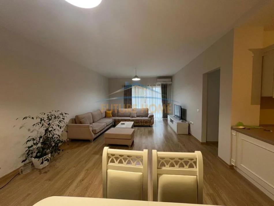 Tirane, jepet me qera apartament 2+1 Kati 2, 111 m² 650 € (Kopeshti Zoologjik,Kompleksi Mateo)