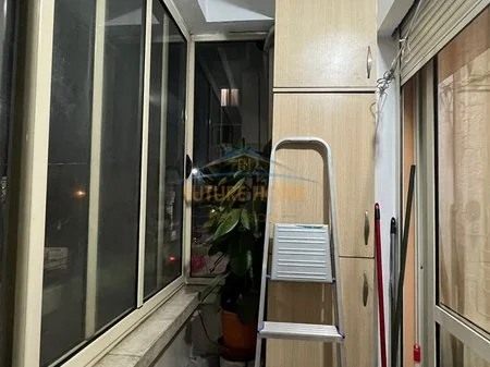 Qera, Apartament 1+1, Rruga Riza Cerova, Tiranë AREA60420