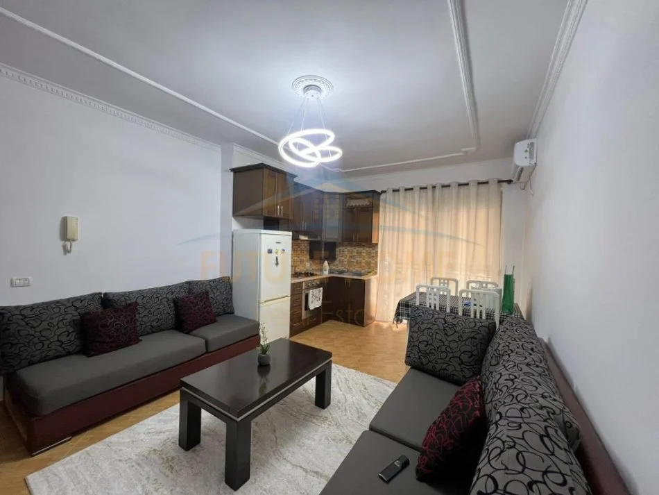 Tirane, jepet me qera apartament 2+1 Kati 5, 72 m² 470 € (Fresk Rruga e Teleferikut)