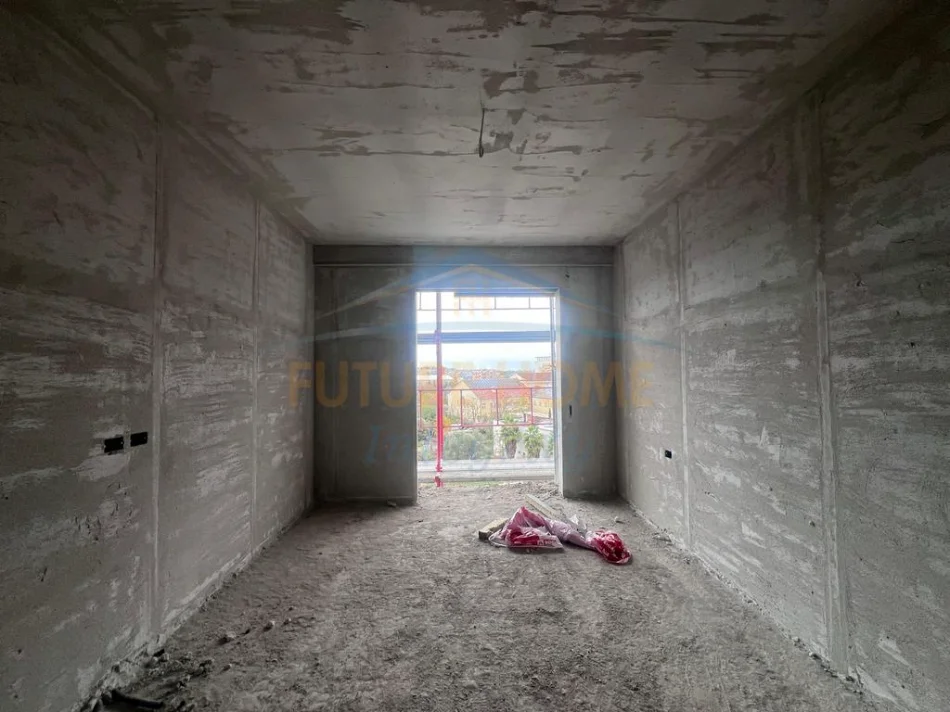Tirane, shes apartament 2+1+Ballkon Kati 5, 116 m² 197.000 € (Rezidenca Porcelan 3)
