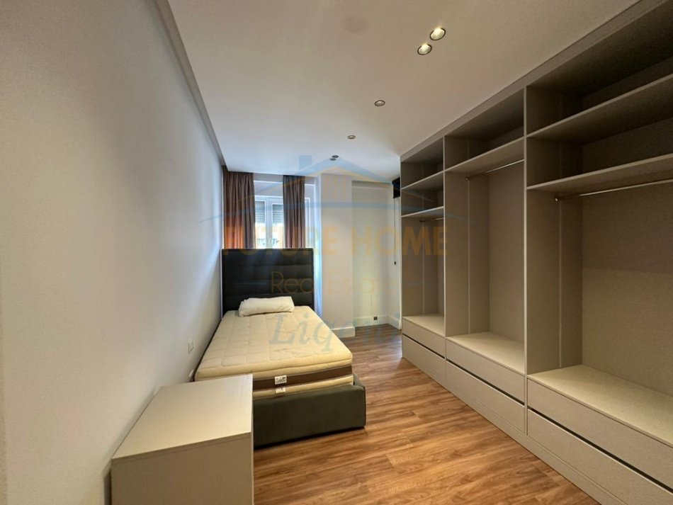 Tirane, shitet apartament 2+1 Kati 6, 100 m² 177.000 € (YZBERISHT,KOMPLEKSI GRAND GALLERY)