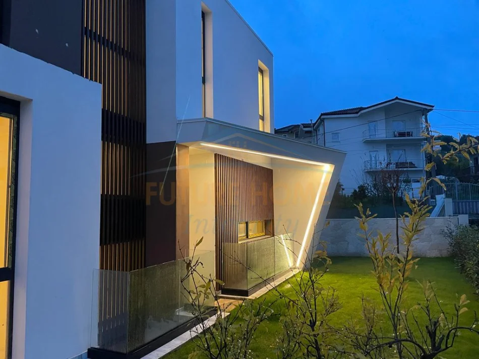 Shitet, Vilë 4-Katëshe, Perla Gardens Residence, Mjull-Bathore, Tiranë.