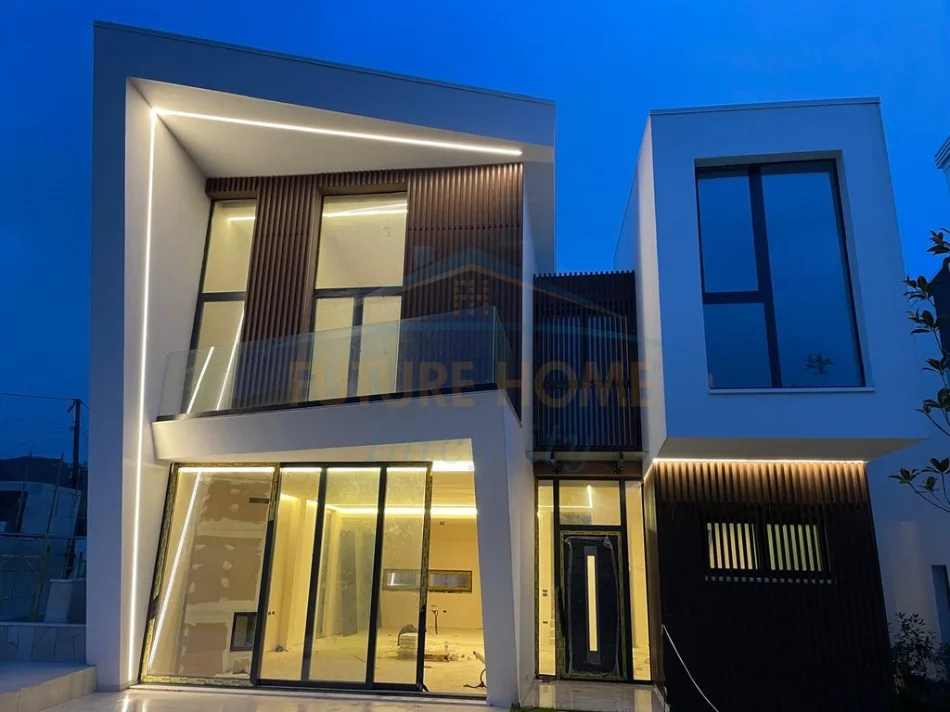 Shitet, Vilë 4-Katëshe, Perla Gardens Residence, Mjull-Bathore, Tiranë.