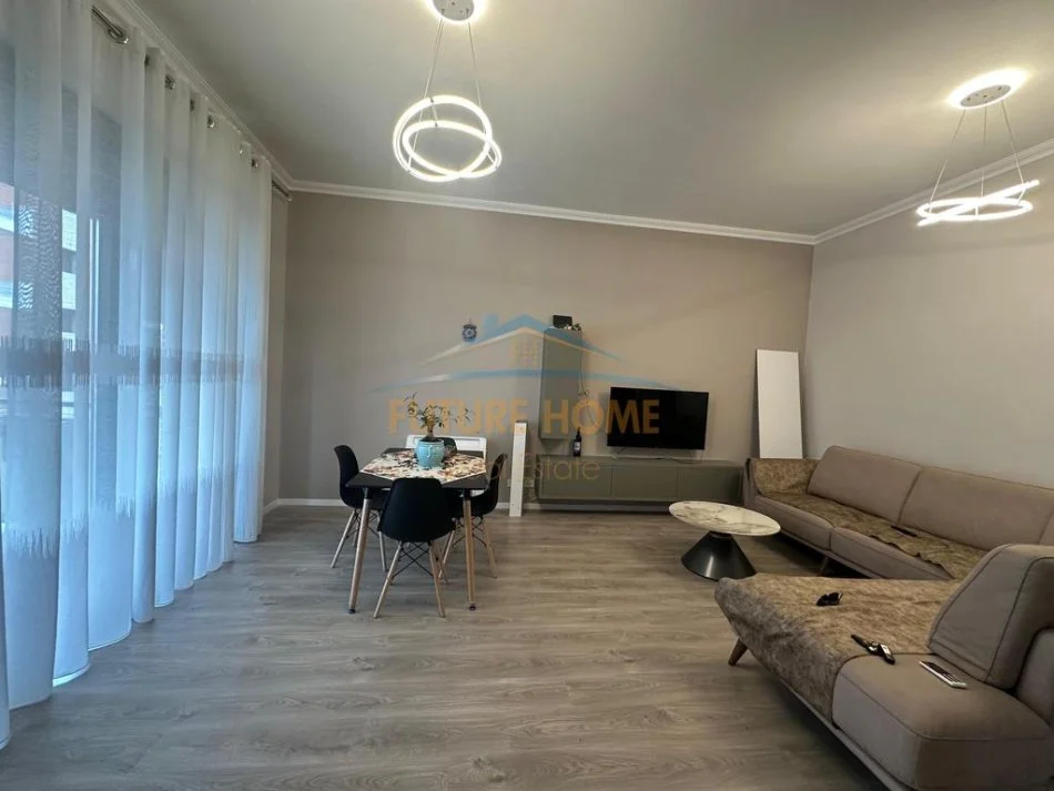 Tirane, jepet me qera apartament 1+1+Ballkon Kati 6, 72 m² 850 € (Apartament 1+1+parking,Delijorgji)