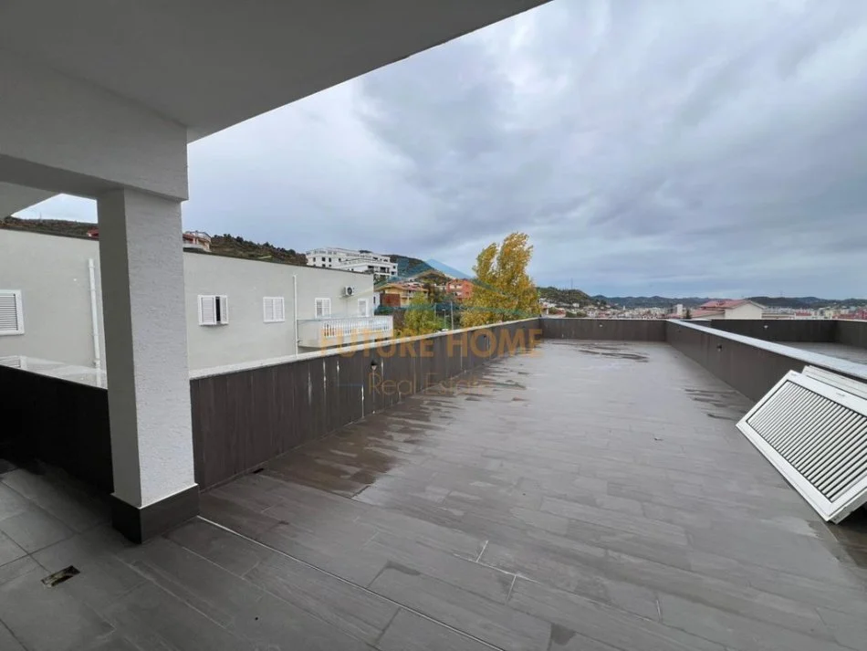 Tirane, shitet apartament+verande | Penthouse 3+1 Kati 5, 137 m² 365.000 € (Selite)