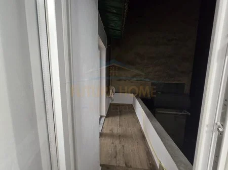 Tirane, shitet apartament 2+1+Ballkon Kati 2, 53 m² 149.000 € (Materniteti i Ri)