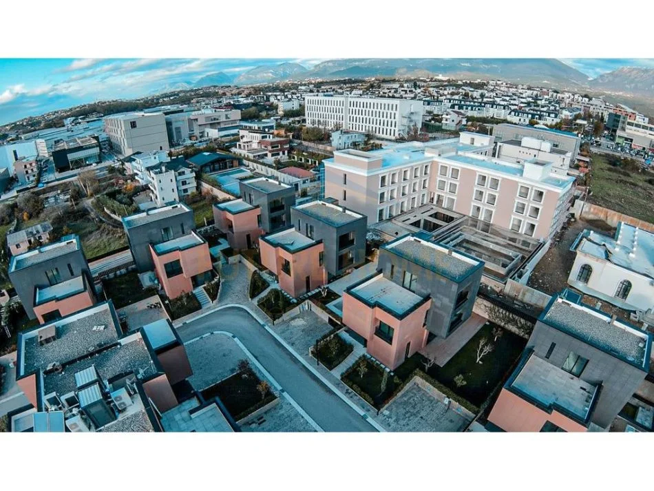 Tirane, jepet me qera Vile 2 Katshe , 359 m² 5.000 € (Luminor Rezidence , TEG)