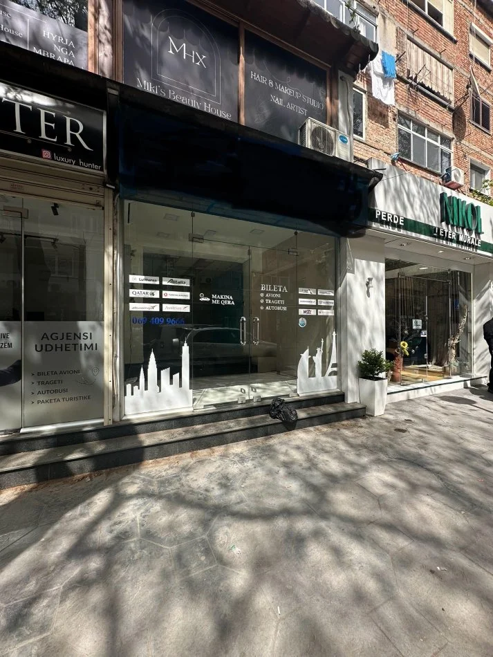Tirane, jepet me qera ambjent biznesi Kati 0, 29 m² 700 € (mysym shyr)