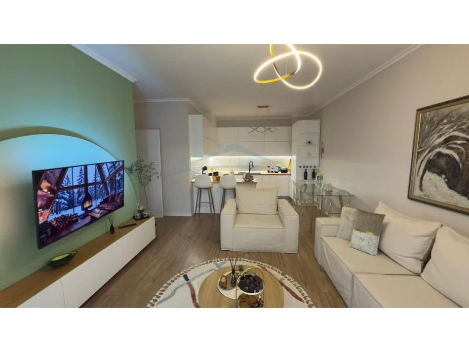 Tirane, shitet apartament 2+1 Kati 8, 109 m² 265.000 € 