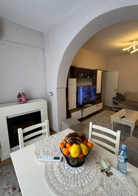 Tirane, shitet apartament 1+1 Kati 2, 44 m² 100.000 € (Kinostudio)