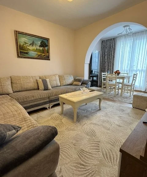 Tirane, shitet apartament 1+1 Kati 2, 44 m² 100.000 € (Kinostudio)