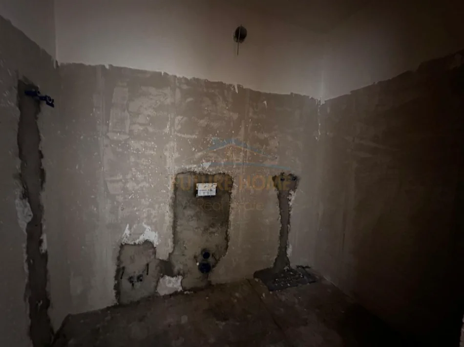 Tirane, shitet apartament 2+1+2,  Kati 3, 106 m² 117.000 € (Space City, Paskuqan)