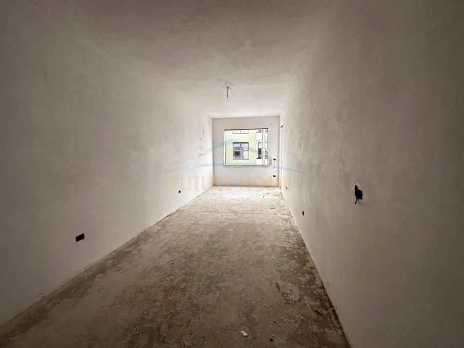 Tirane, shitet apartament 2+1 Kati 3, 93 m² 102.300 € (Paskuqan)