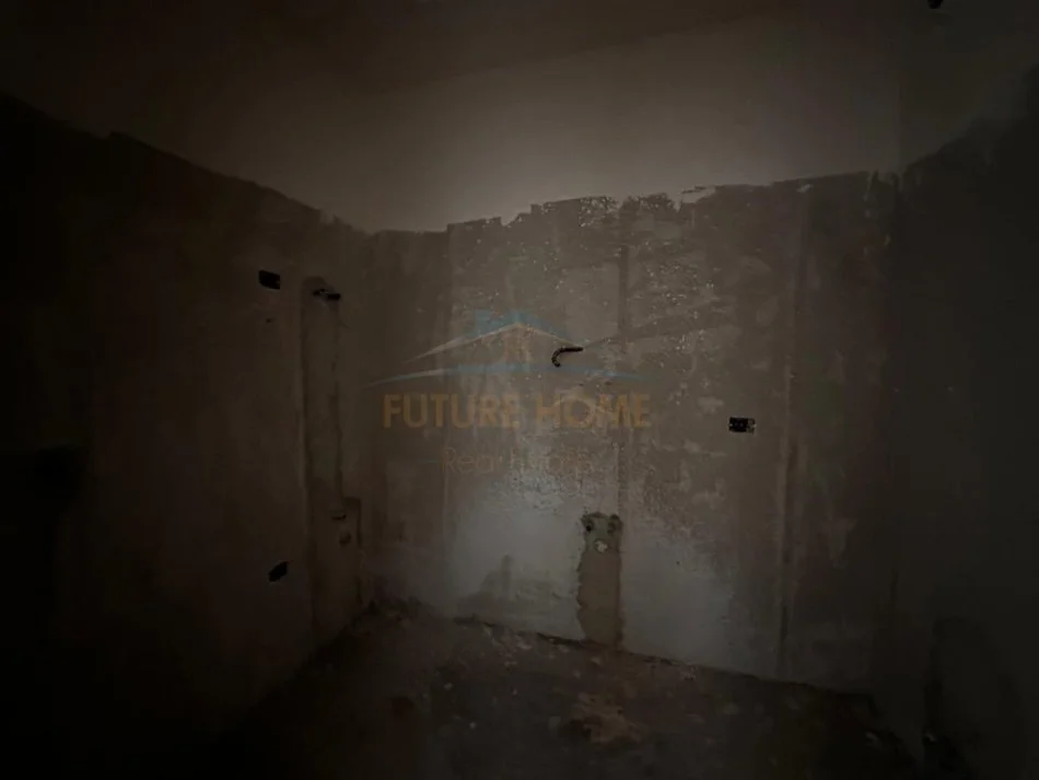 Tirane, shitet apartament 2+1 Kati 3, 93 m² 102.300 € (Paskuqan)