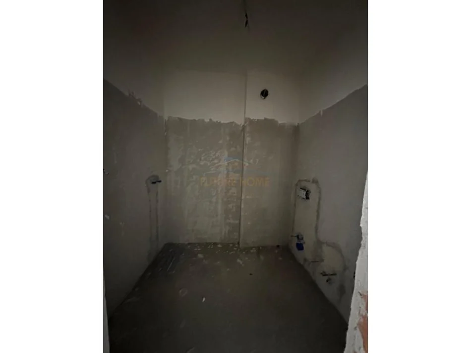Tirane, shitet apartament 1+1 Kati 3, 73 m² 80.000 € (Paskuqan)
