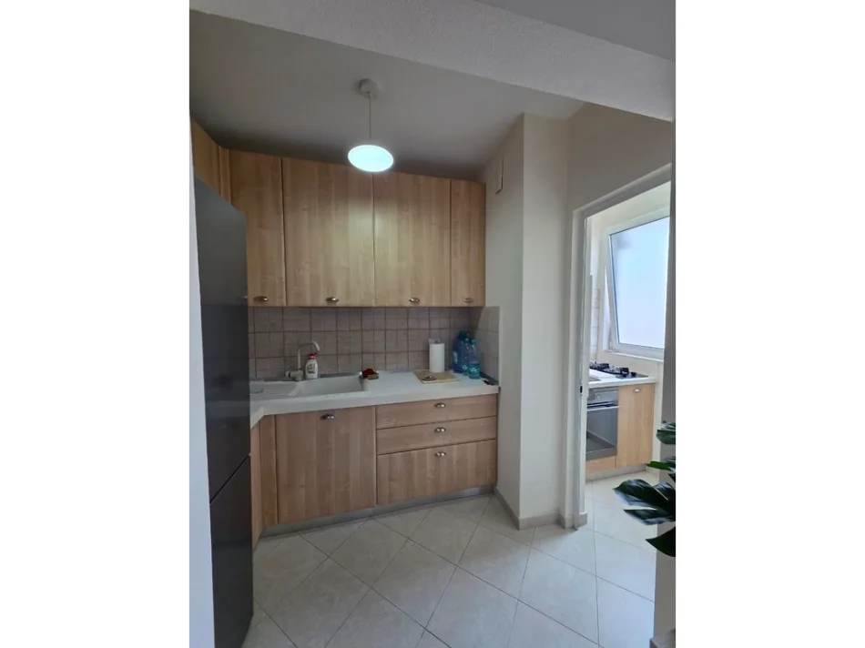 Tirane, shitet apartament 1+1 Kati 4, 53 m² 120.000 € 