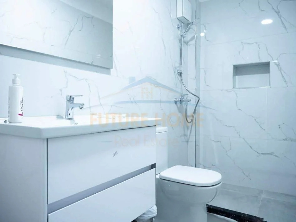 Tirane, jap me qera apartament 2+1 Kati 6, 95 m² 900 € 