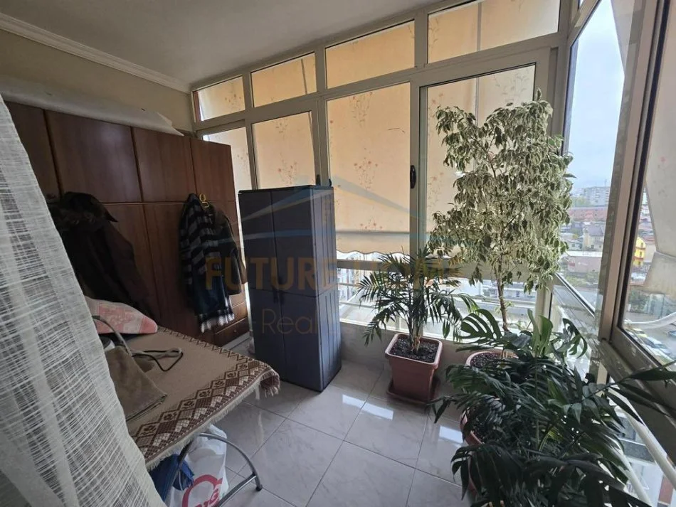 Tirane, shitet apartament 2+1+Ballkon Kati 8, 104 m² 150.000 € 