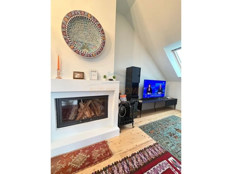 Tirane, shitet apartament 2+1 Kati 5, 320 m² 640.000 € (Komuna e Parisit)