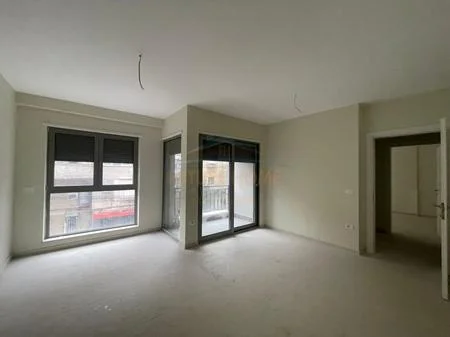 Tirane, shitet apartament 1+1 Kati 2, 64 m² 170.000 € 