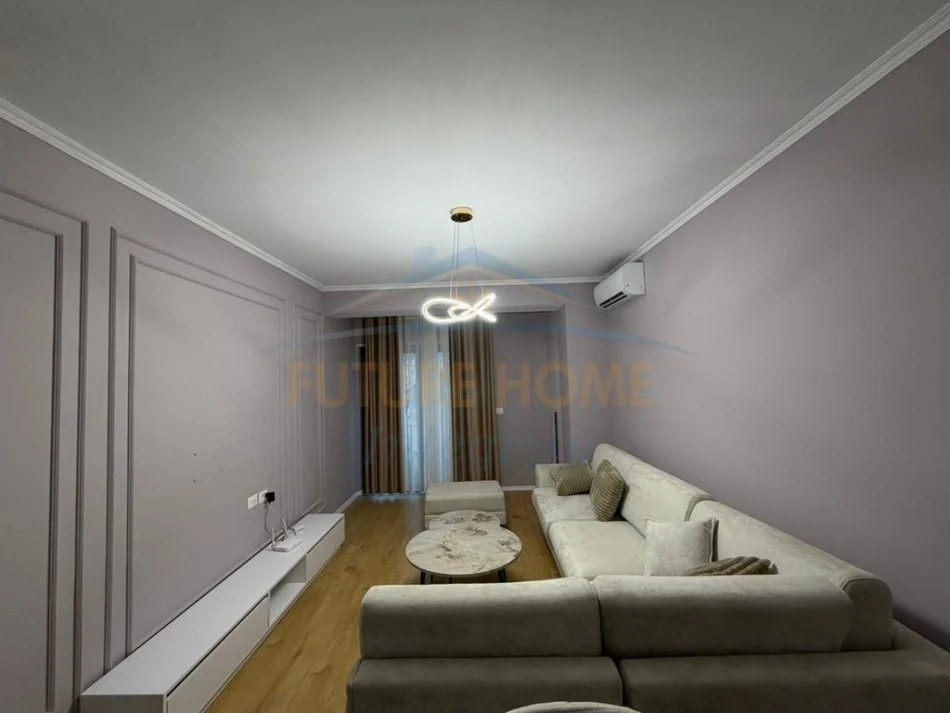 Tirane, jepet me qera apartament 2+1+Ballkon Kati 1, 94 m² 600 € (Rezidenca Kodra e Diellit 2)