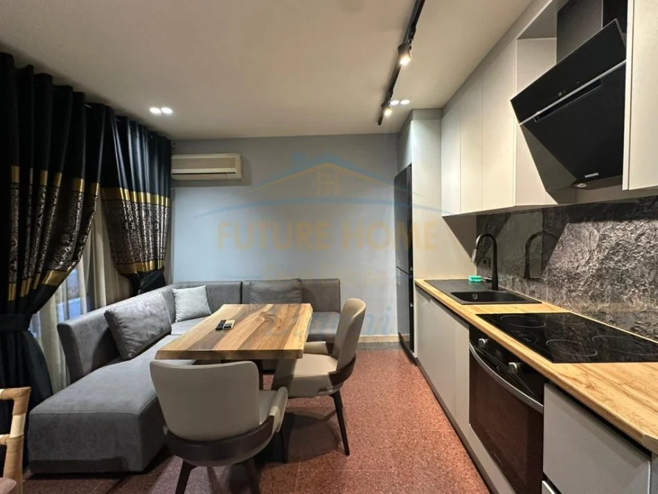 Tirane, shitet apartament 1+1 Kati 1, 57 m² 220.000 € 