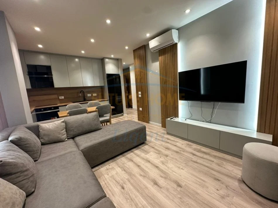 Tirane, shitet apartament 1+1 Kati 2, 59 m² 230.000 € 