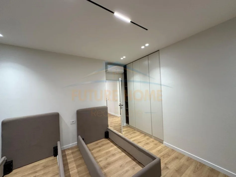 Tirane, jepet me qera apartament 2+1 Kati 0, 104 m² 2.200 € (Liqeni i Thatë, Tek Green Valley.)