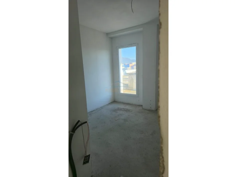 Tirane, shitet apartament+verande | Penthouse 2+1 Kati 7, 97 m² 278.000 € (Ali Dem)