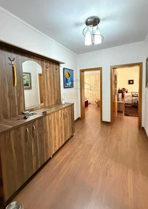 Shitet, Apartament 1+1, Ambasada Amerikane, Rruga e Elbasanit, Tiranë